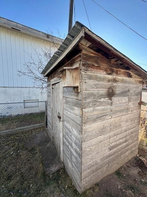 view of outbuilding