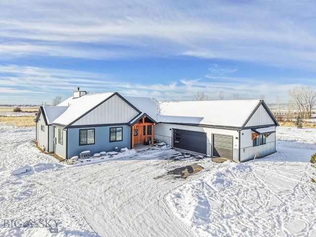 view of front of home with a garage