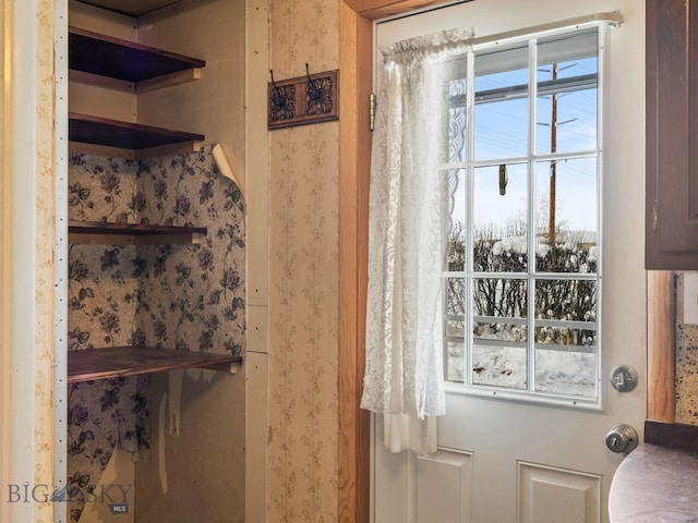509 E Railroad N, Manhattan, MT 59741 - view of entryway