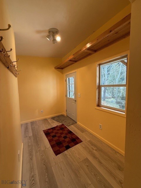 5042 US Highway 89 S, Livingston, MT 59047 - entryway featuring wood finished floors and baseboards