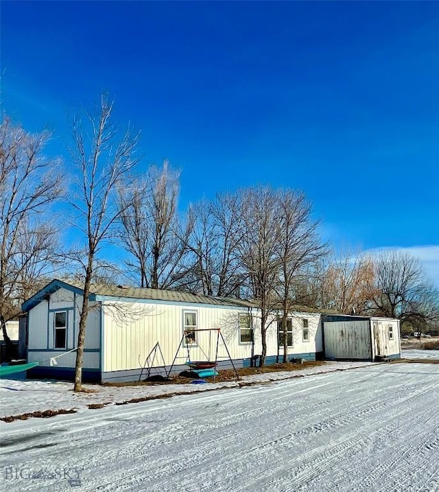 view of manufactured / mobile home