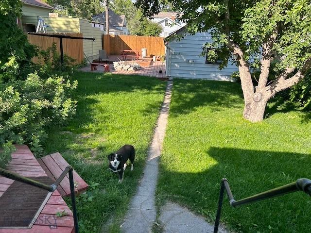324 N 5th St, Livingston, MT 59047 - view of yard