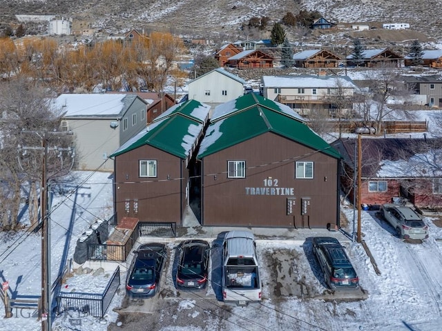 102 Travertine St, Gardiner, MT 59030 - snowy aerial view featuring a residential view