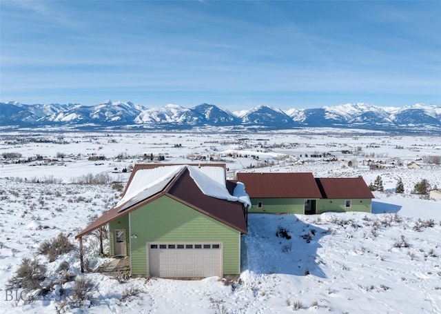 exterior space featuring a mountain view