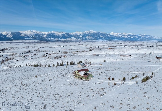 view of mountain feature