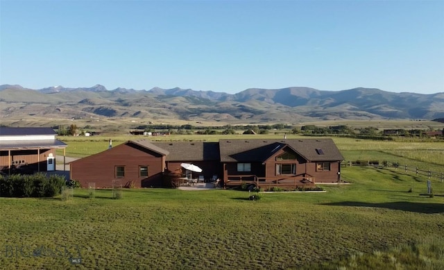 exterior space featuring a rural view