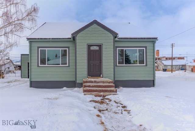 700 4th, Deer Lodge, MT 59722 - bungalow-style house featuring entry steps