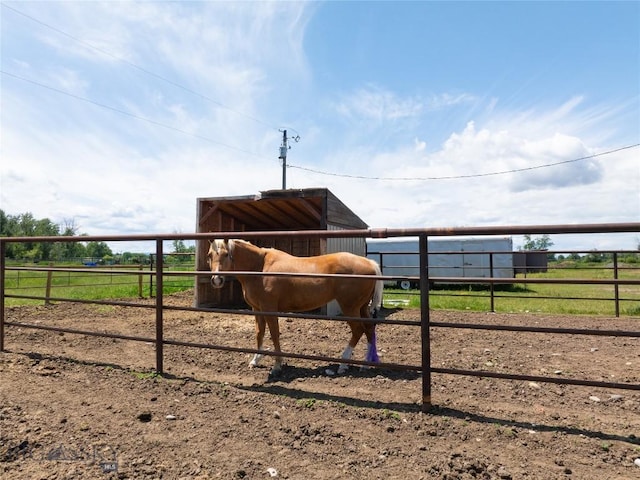 2521 Weaver Ln, Belgrade, MT 59714 - stable with a view of rural / pastoral area