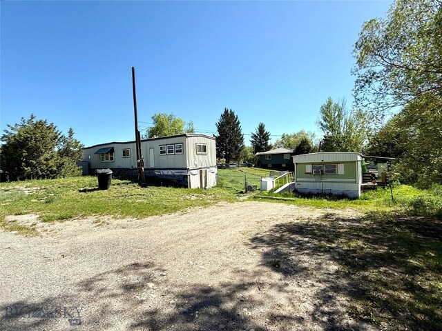424 W Missouri Ave, Deer Lodge, MT 59722 - photo 1
