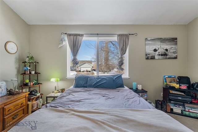 bedroom with carpet flooring