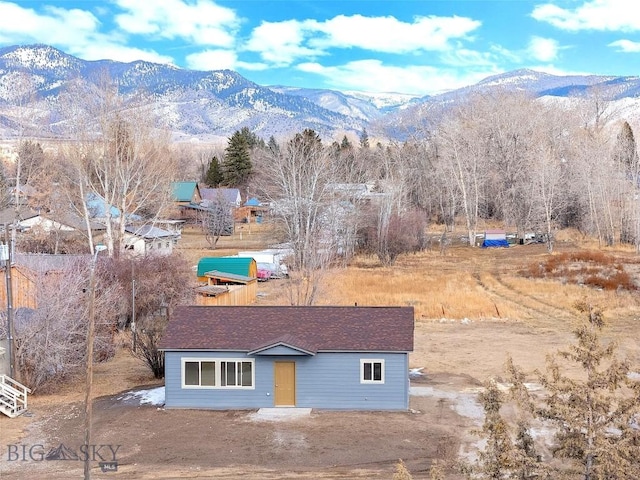 113 Washington St, Sheridan, MT 59749 - view of front of property featuring roof with shingles and a mountain view