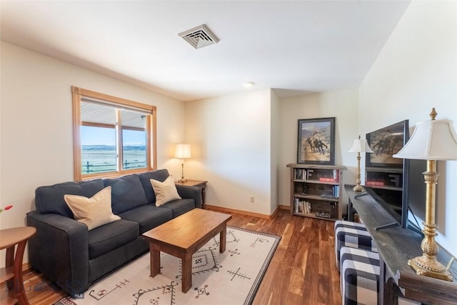 42 Jim Parrent Ln, Big Timber, MT 59011 - living room featuring wood finished floors and baseboards
