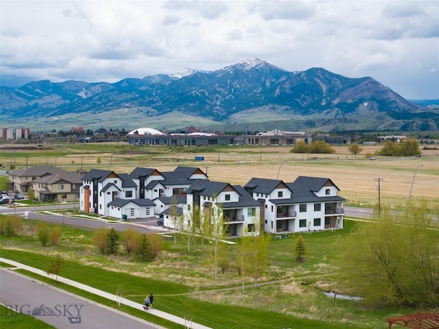 property view of mountains with a residential view