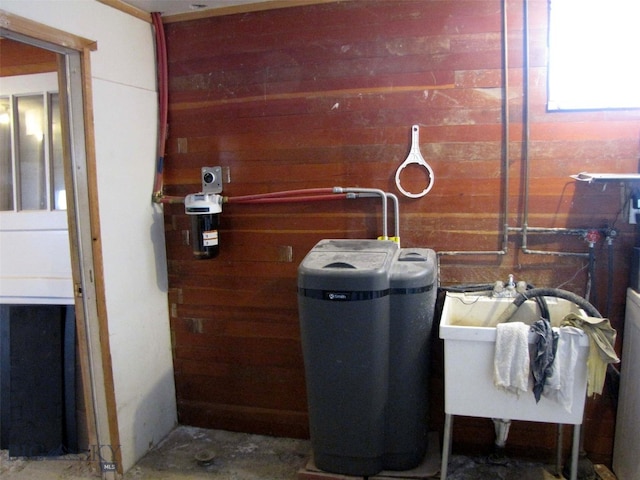 view of utility room