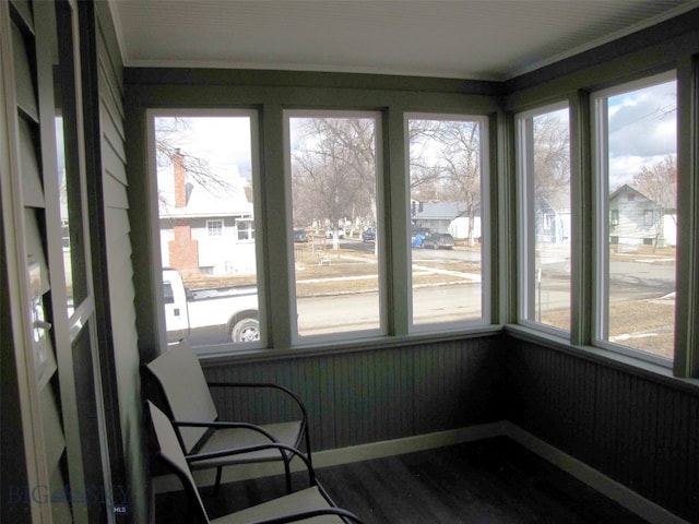 view of sunroom / solarium