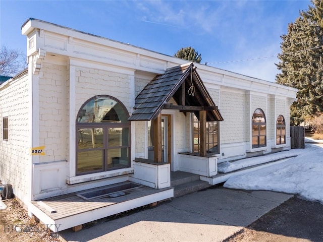 view of entrance to property