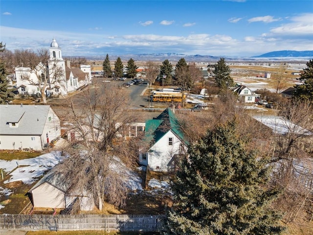 birds eye view of property featuring a residential view and a mountain view