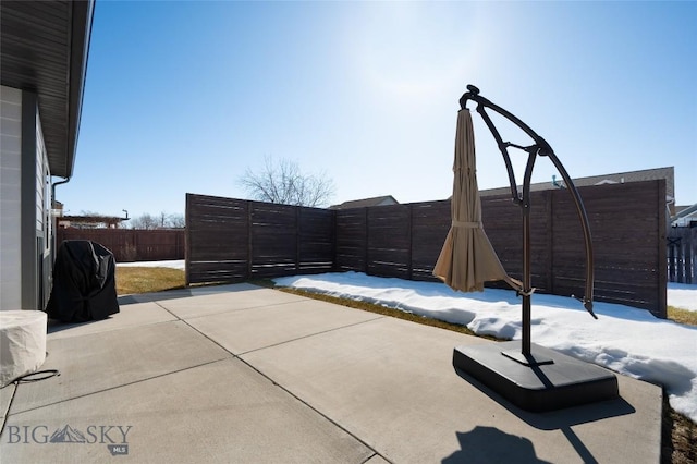 view of patio featuring a fenced backyard