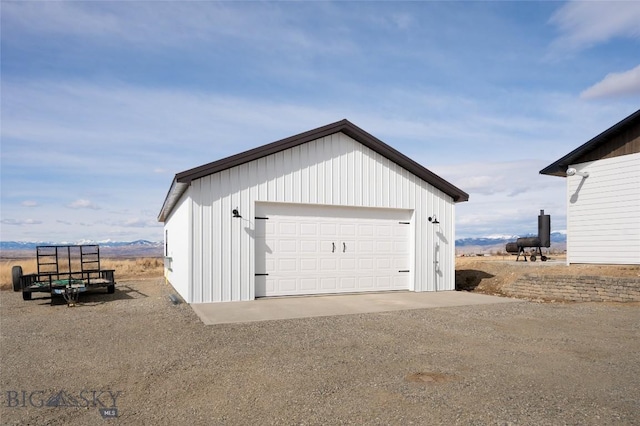 view of detached garage