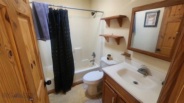 full bath with vanity, toilet, and shower / tub combo