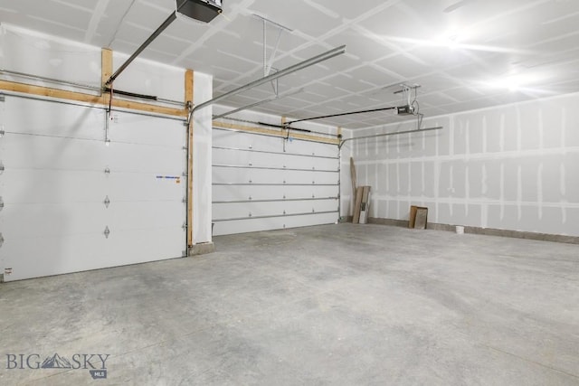5 S Durango Trl, Three Forks, MT 59752 - garage with a garage door opener