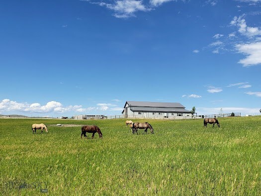 10 Lester Ln, Cardwell, MT 59721