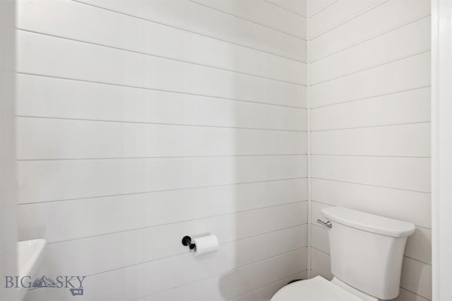 992 Deer Haven Dr, Deer Lodge, MT 59722 - bathroom with toilet