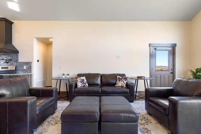 9 Cedar Ct, Ennis, MT 59751 - view of living area