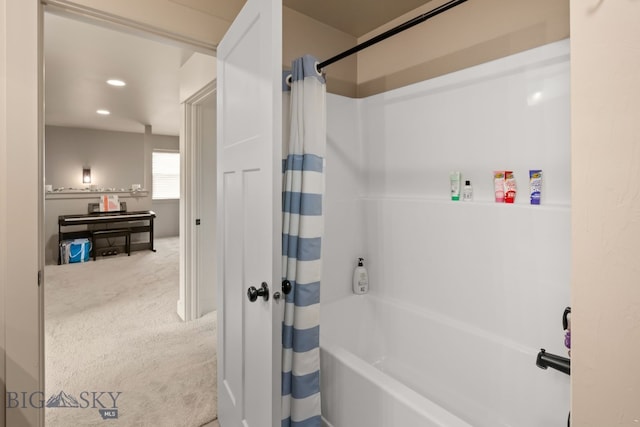1519 Butler Crk Unit B, Belgrade, MT 59714 - bathroom with shower / bath combo with shower curtain and recessed lighting