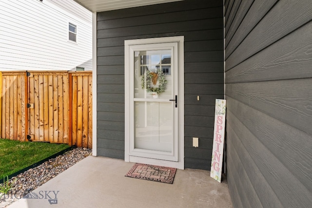 1519 Butler Crk Unit B, Belgrade, MT 59714 - entrance to property with fence