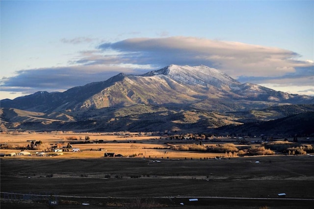 view of mountain feature