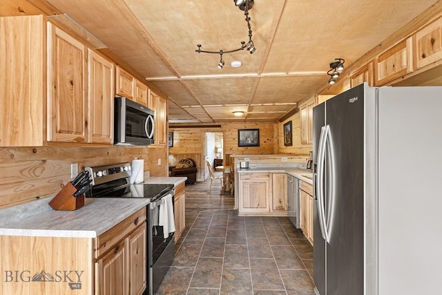 569/571 Cinnabar Basin Rd, Gardiner, MT 59030 - photo 49