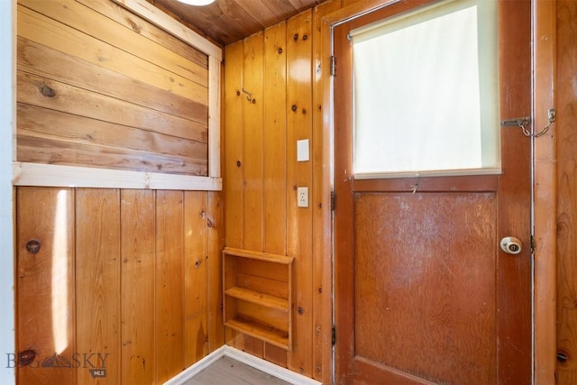 1814 Hamburg Ave, Anaconda, MT 59871 - detailed view of wooden walls and wooden ceiling