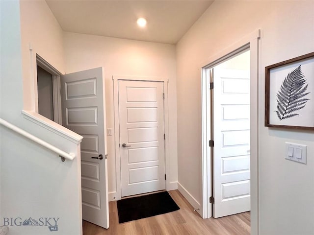 1823 N Cottonwood Rd, Bozeman, MT 59718 - foyer featuring light wood-style floors and baseboards