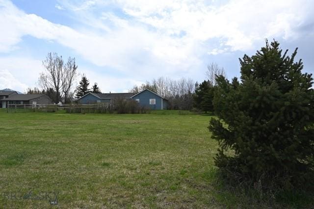 1421 Bluebird Ln, Bozeman, MT 59715 - view of yard