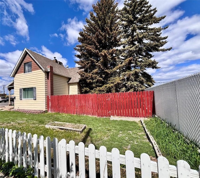 113 N Pacific St, Dillon, MT 59725 - view of side of property