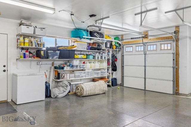 1708 Drummond Blvd, Belgrade, MT 59714 - garage with refrigerator