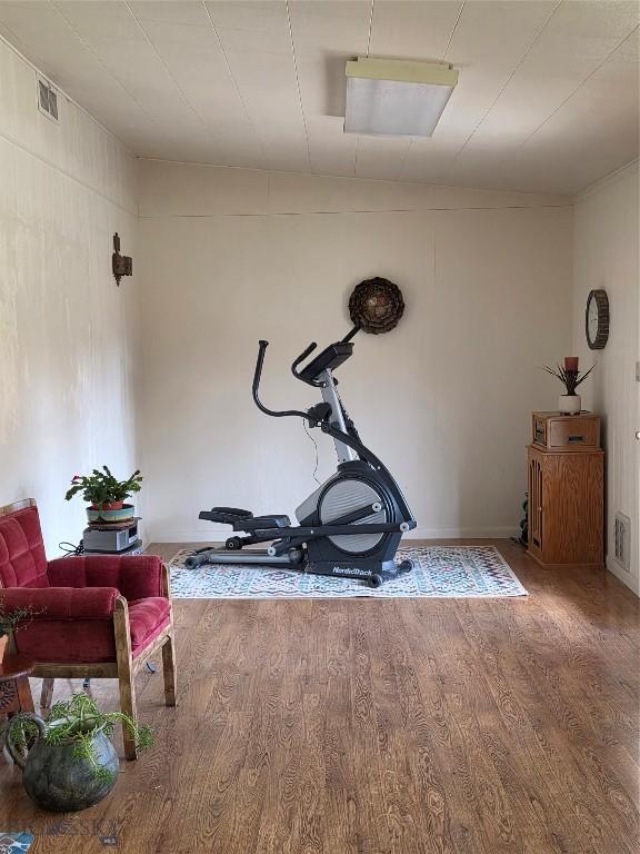 606 S Arizona, Dillon, MT 59725 - workout room with wood finished floors