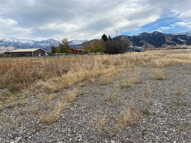 6114 Springhill Rd, Belgrade, MT 59714