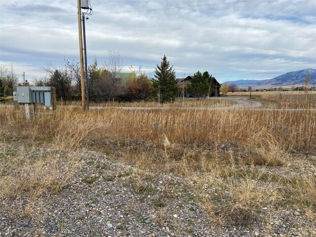 6114 Springhill Rd, Belgrade, MT 59714