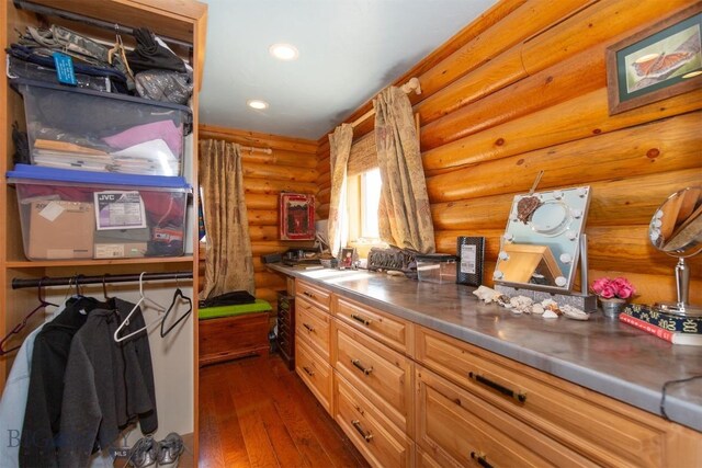 18 7m4r Rd, Sheridan, MT 59749 - spacious closet featuring dark wood-type flooring