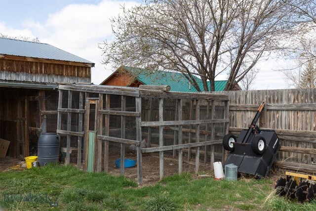 18 7m4r Rd, Sheridan, MT 59749 - view of yard featuring exterior structure and an outdoor structure