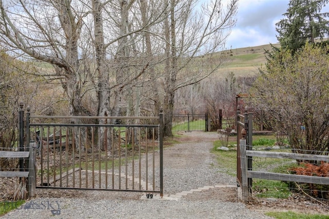 726 US Highway 10 W, Livingston, MT 59047 - view of gate