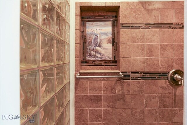 726 US Highway 10 W, Livingston, MT 59047 - full bath featuring a tile shower