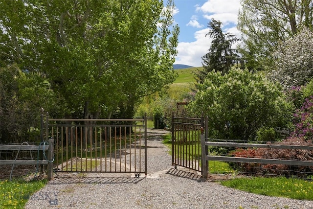 726 US Highway 10 W, Livingston, MT 59047 - gate featuring a mountain view