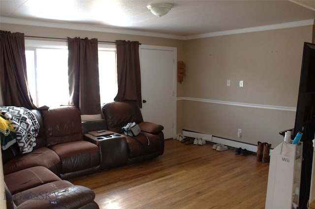 820 Lexington Ave, Butte, MT 59701 - living room featuring crown molding, a baseboard heating unit, and wood finished floors