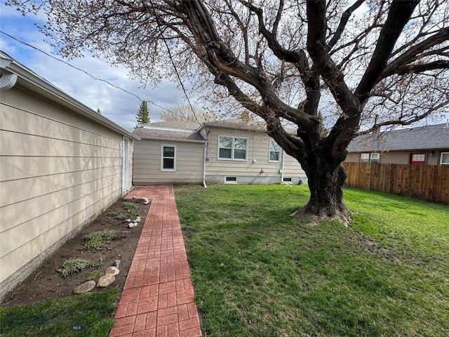 216 W 2nd Ave, Big Timber, MT 59011 - view of yard with fence