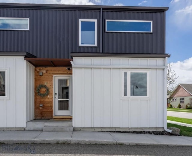 2448 Gallatin Green Blvd Unit F, Bozeman, MT 59718 - view of front facade featuring board and batten siding