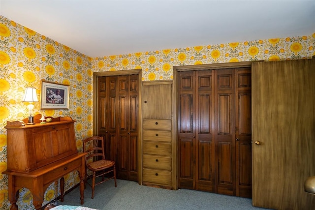 423 Riverview Ct, Great Falls, MT 59404 - sitting room featuring carpet and wallpapered walls