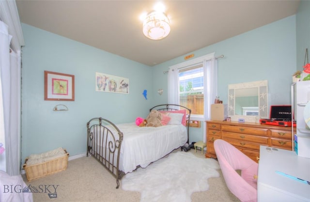 bedroom featuring carpet floors